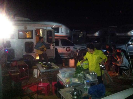 阿拉善英雄會即將開始 阿拉善英雄會即將開始