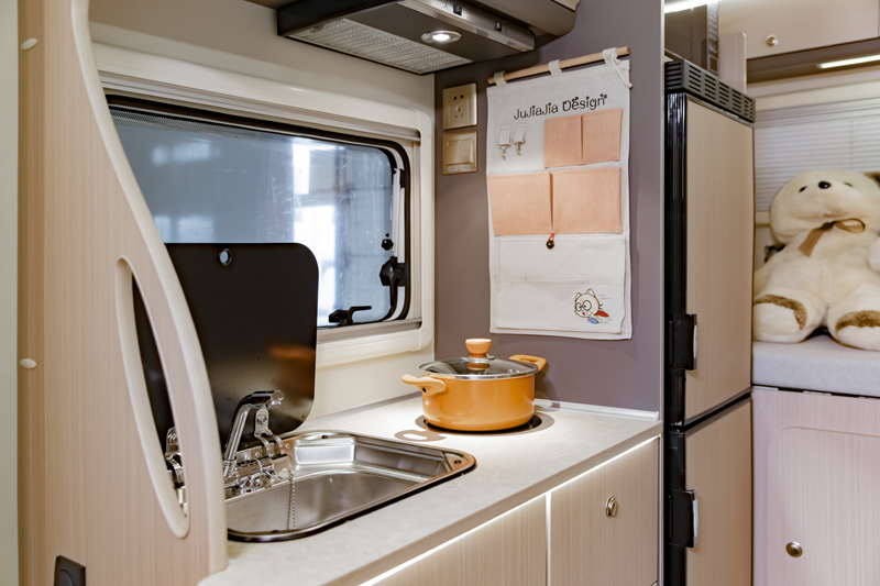 房車上如何實現吃喝拉撒睡 房車上如何實現吃喝拉撒睡