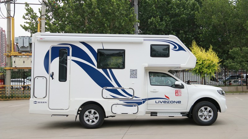 大床、大客廳得房車，四驅、動力好