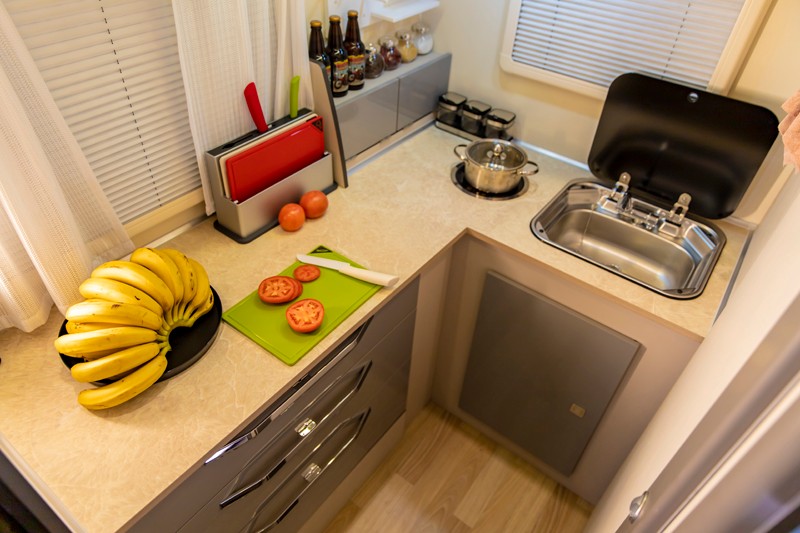 自由炮領(lǐng)銜，引爆成都房車展