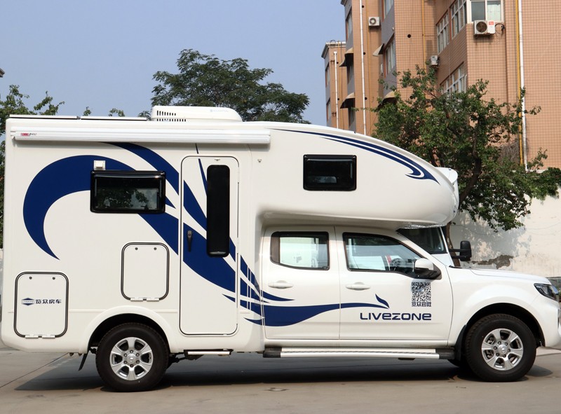 有上下鋪的房車，還是四驅(qū)，點贊