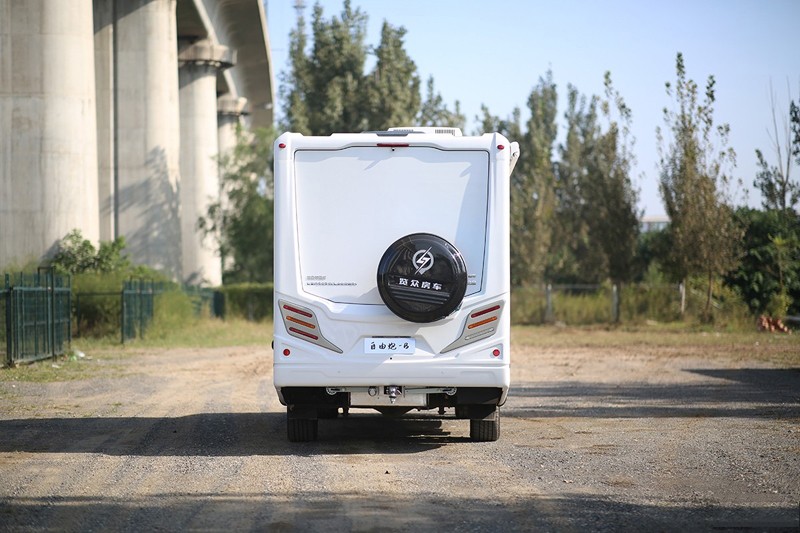 開(kāi)有顏有料的房車(chē)什么感覺(jué)？