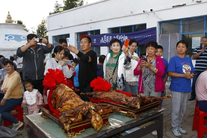 對(duì)酒當(dāng)歌，人生幾何，要盡興就現(xiàn)在！