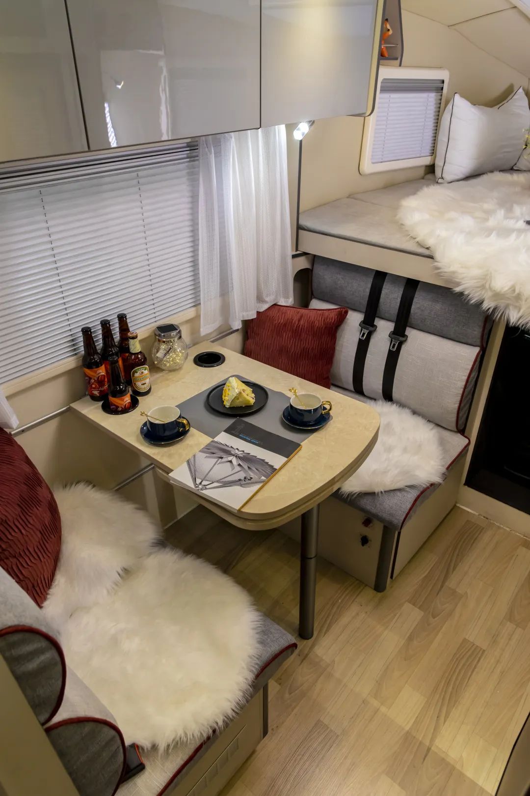 想買輛房車環游中國，該選B型還是C型？