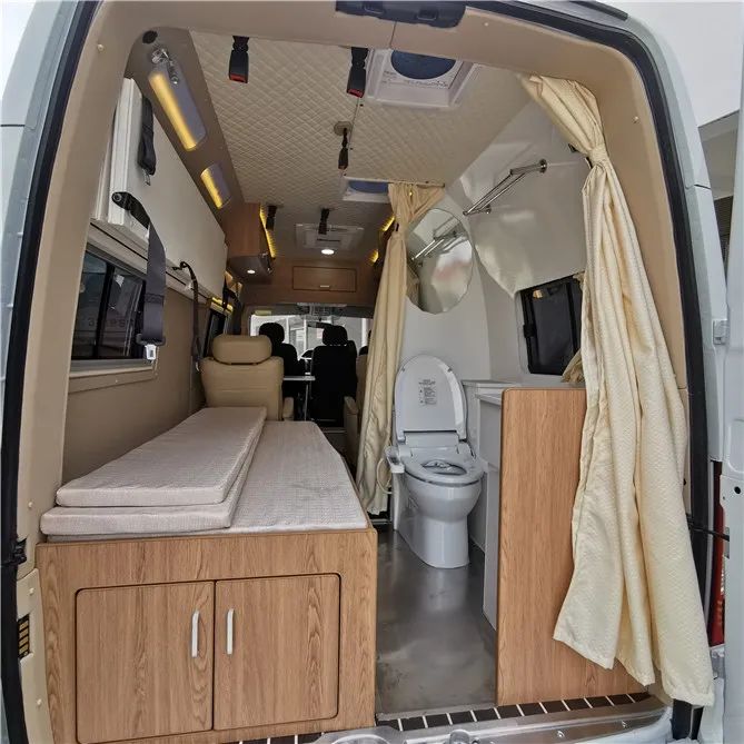 想買輛房車環游中國，該選B型還是C型？