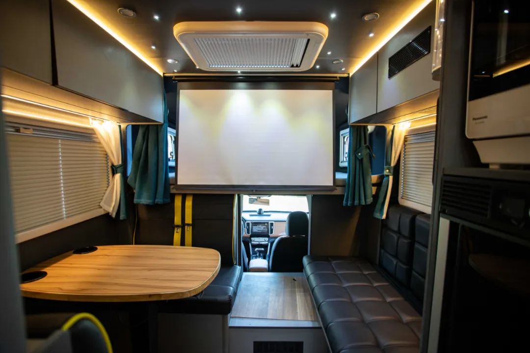 TOD智能四驅 全車越野套件,這是不是你理想的C型越野房車? TOD智能四驅 全車越野套件,這是不是你理想的C型越野房車?